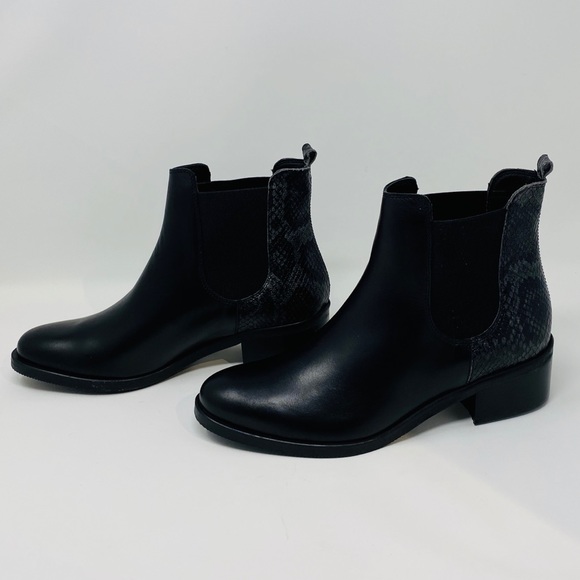 BARNEYS NY Black & Gray Python Booties US 7**$518 - Picture 4 of 8